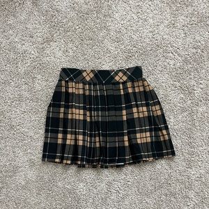 Love Streak Pleated Skirt